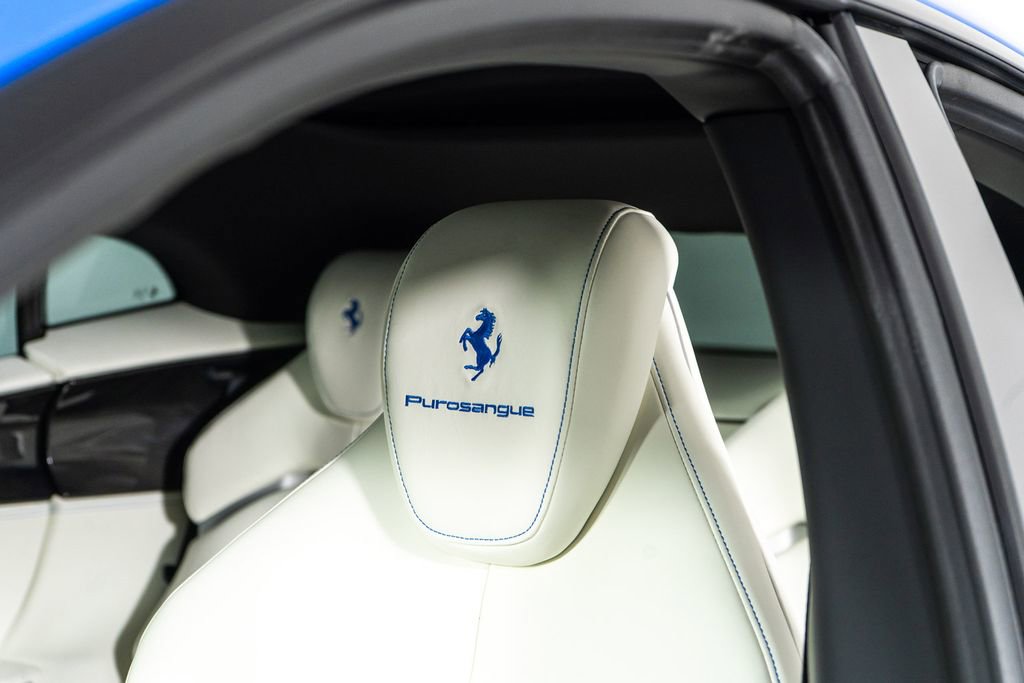 Certified 2025 Ferrari Purosangue Base image 19