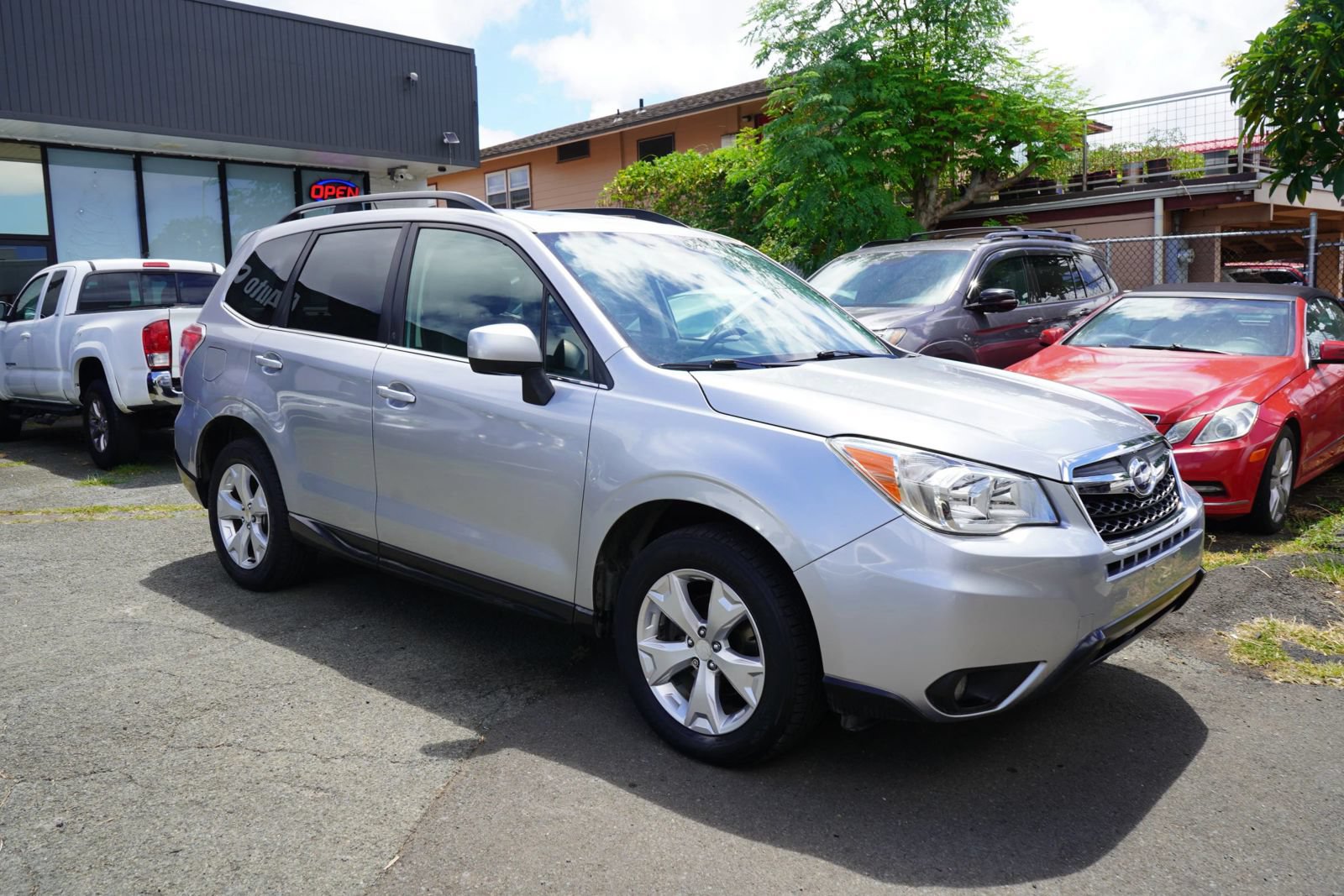 Used 2014 Subaru Forester 2.5i Limited AWD/4WD image 3