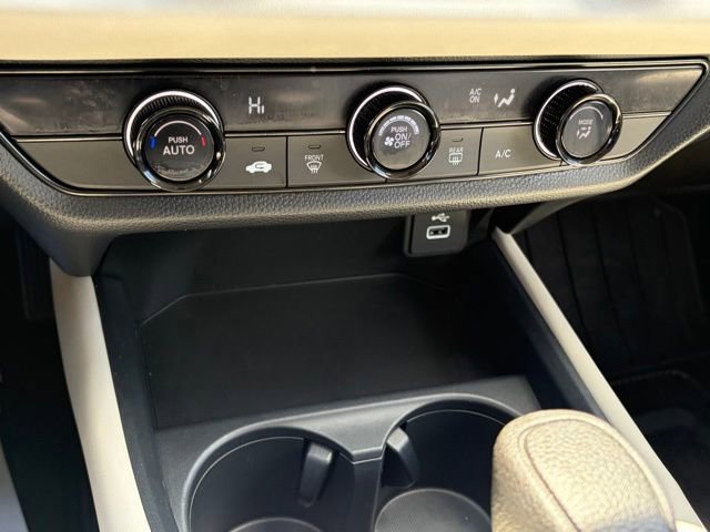 Certified 2025 Honda HR-V LX image 21