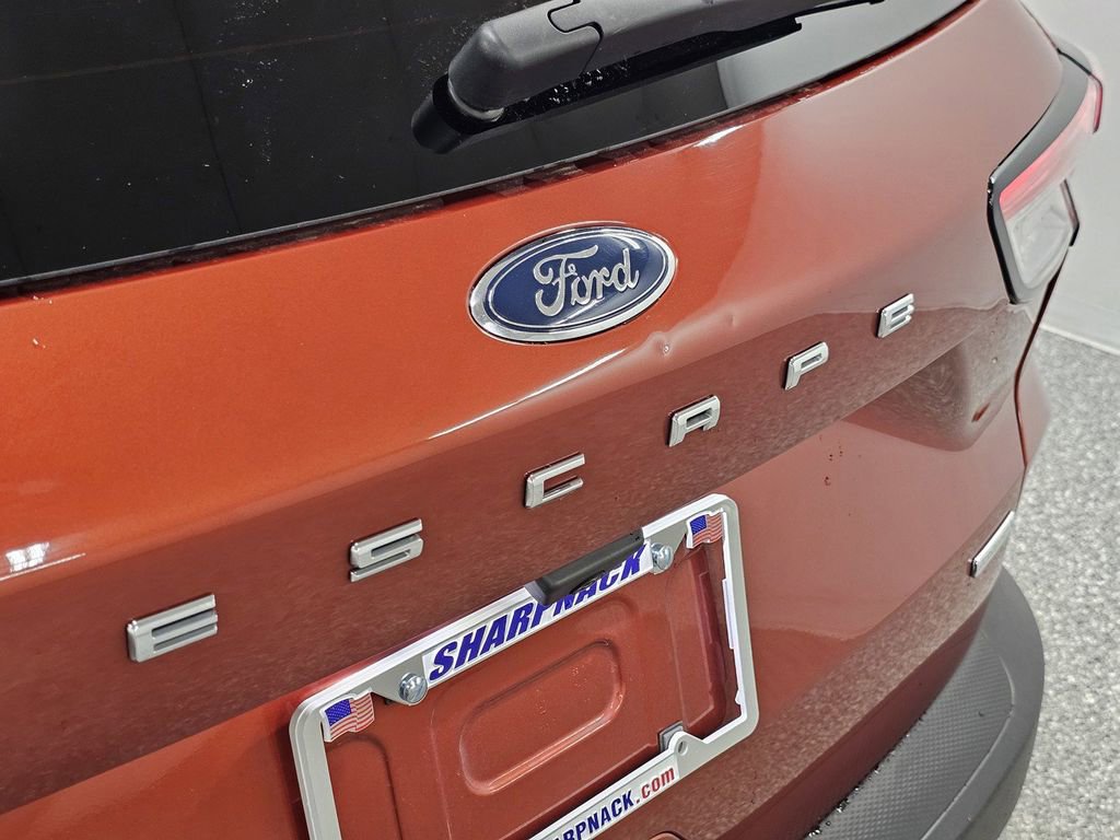 Used 2020 Ford Escape SE FWD image 23