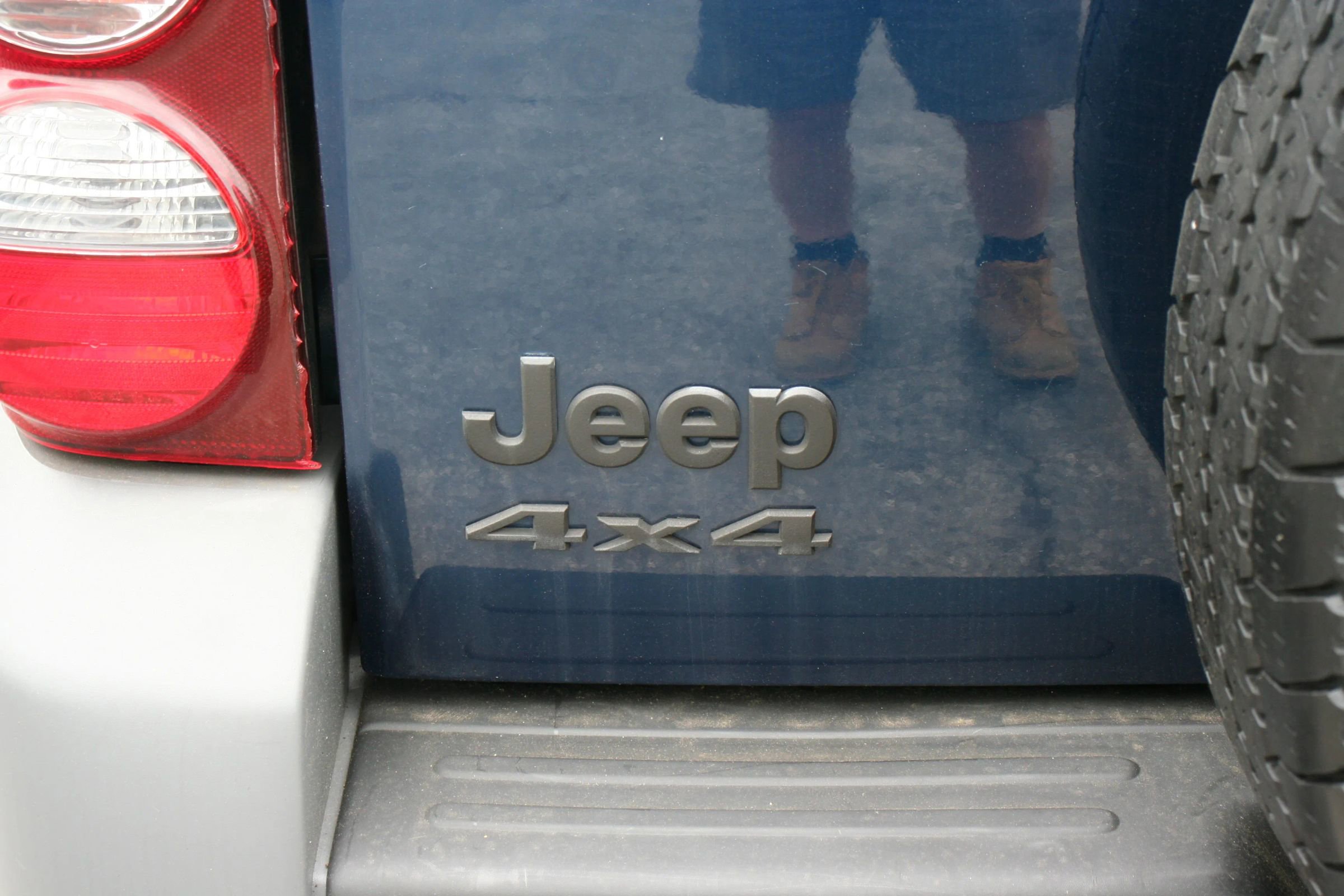 Used 2005 Jeep Liberty Sport AWD/4WD image 29