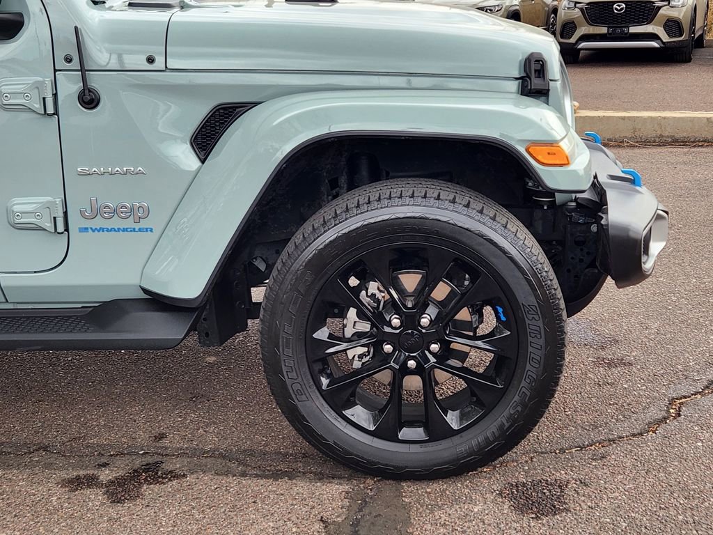 Used 2023 Jeep Wrangler Unlimited Sahara w/ Cold Weather Group AWD/4WD image 29