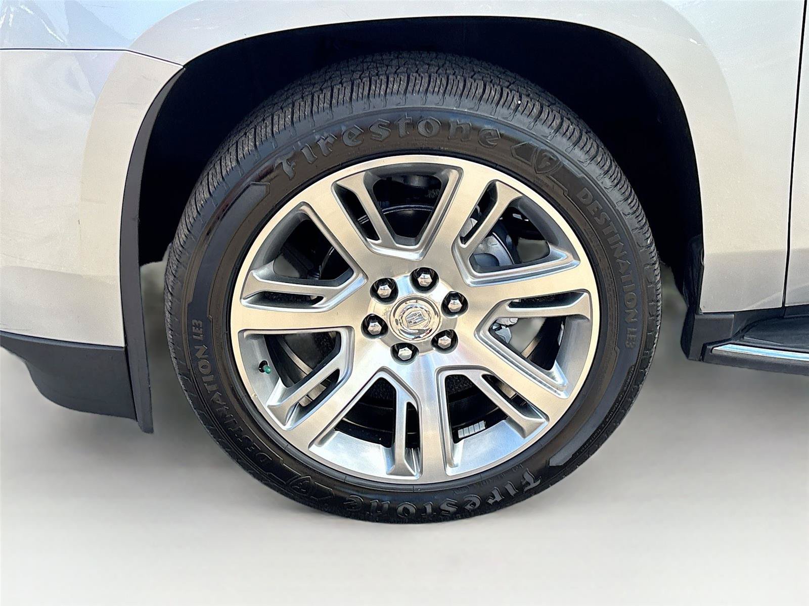 Used 2015 Cadillac Escalade ESV Luxury RWD image 33