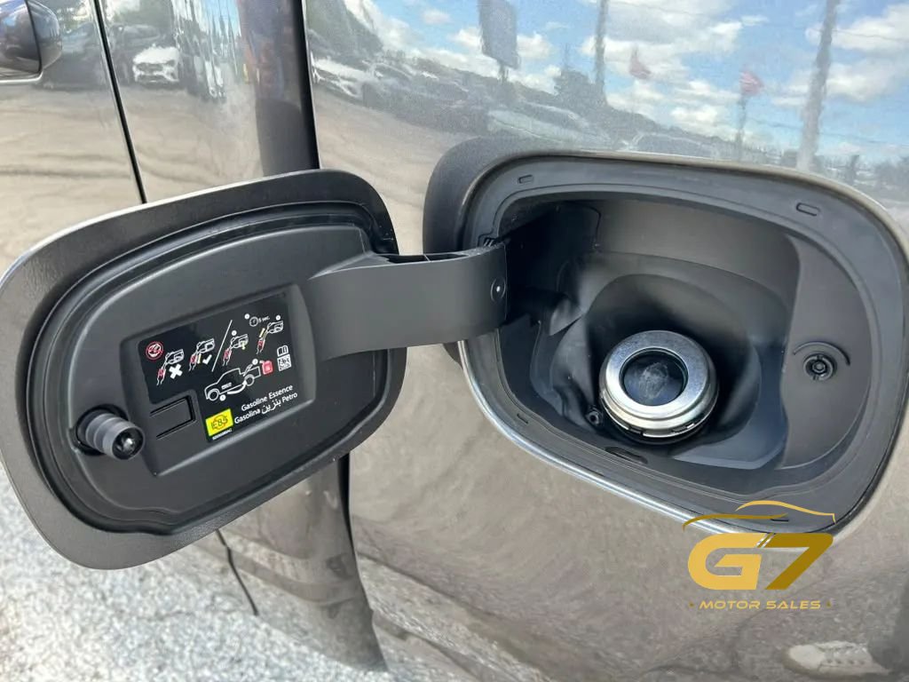 Used 2022 RAM 1500 Big Horn AWD/4WD image 13