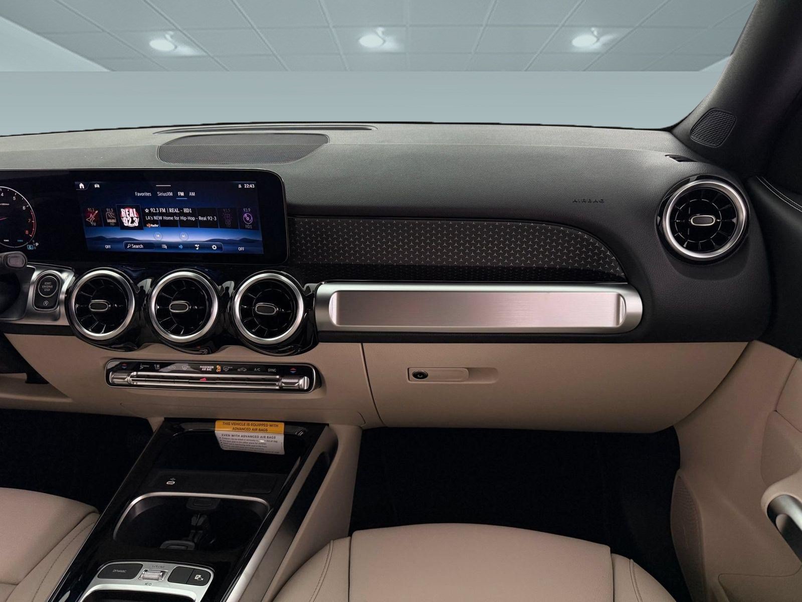 Used 2026 Mercedes-Benz GLB 250 image 24