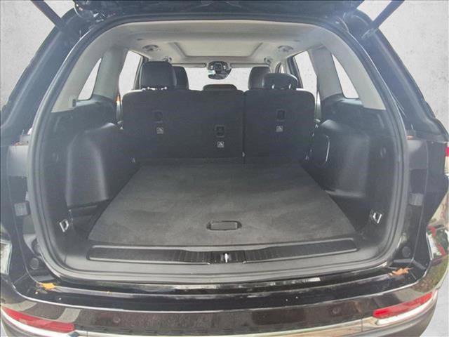 Used 2022 Jeep Grand Cherokee Limited AWD/4WD image 6