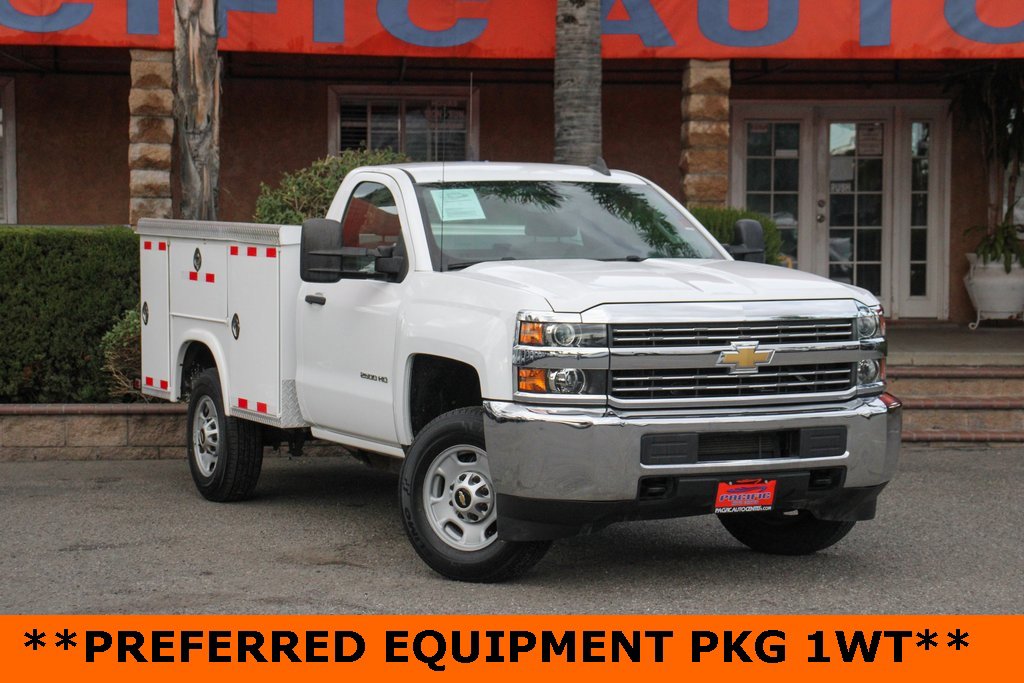 Used 2017 Chevrolet Silverado 2500 W/T image 2