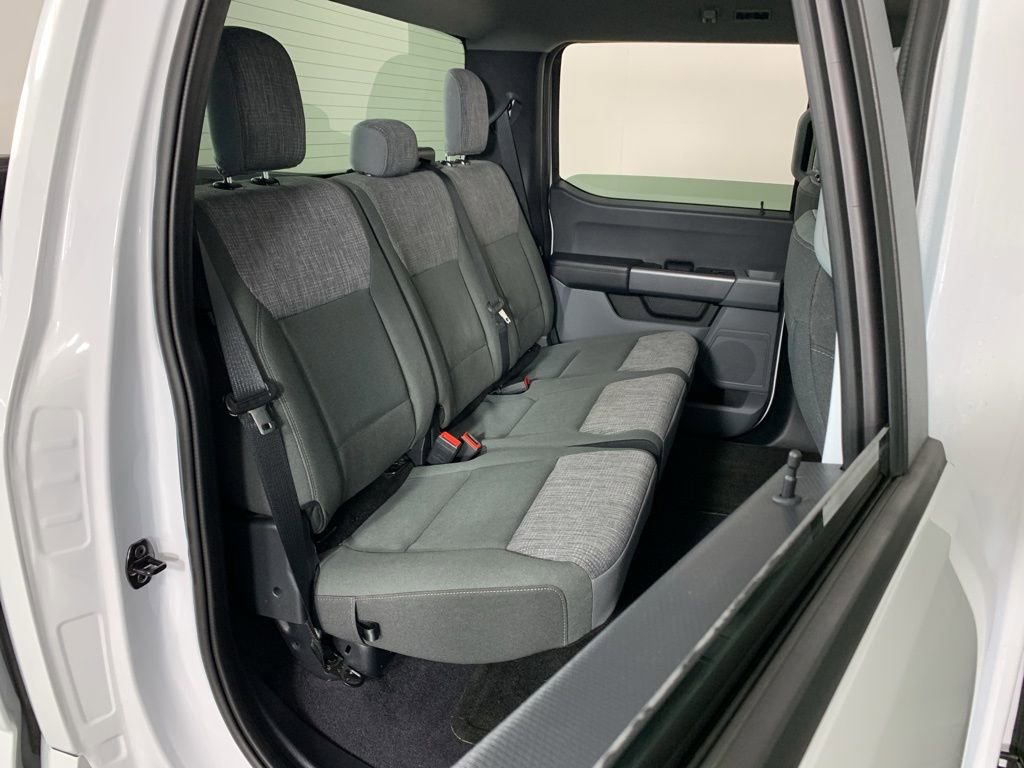 Used 2023 Ford F150 XLT w/ XTR Package image 32