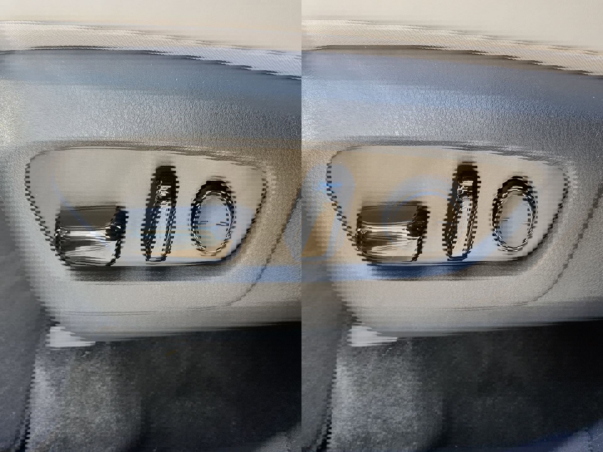 Certified 2024 Lexus TX 350 FWD w/ Accessory Package (Z1) image 17