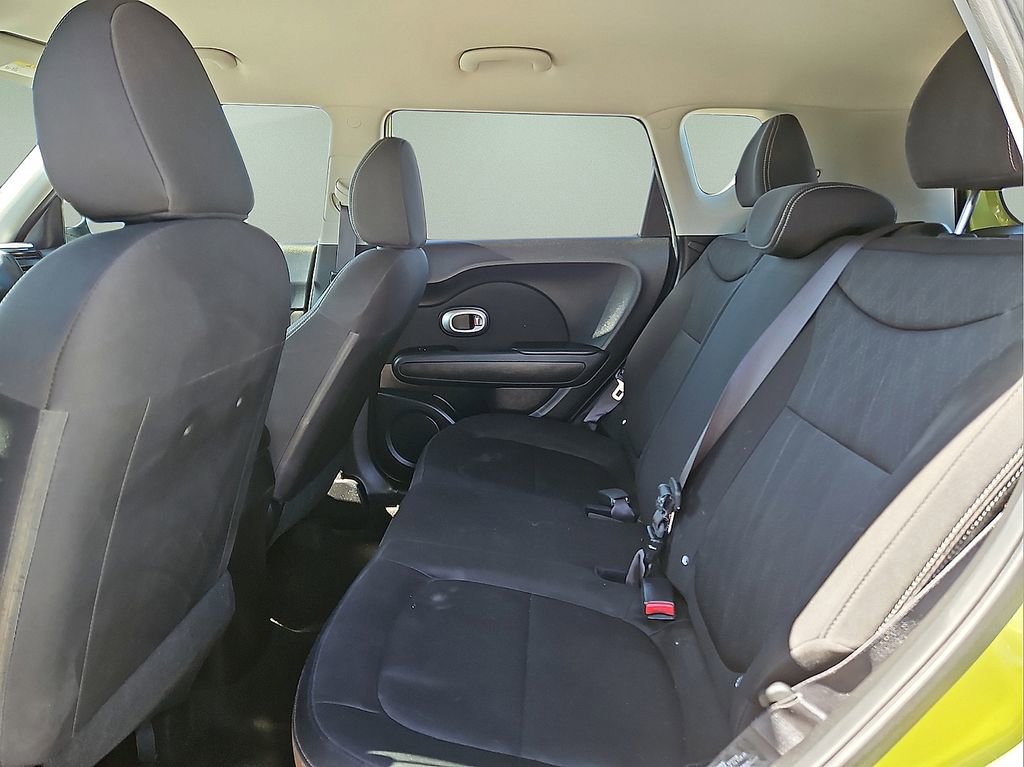 Used 2016 Kia Soul FWD image 13