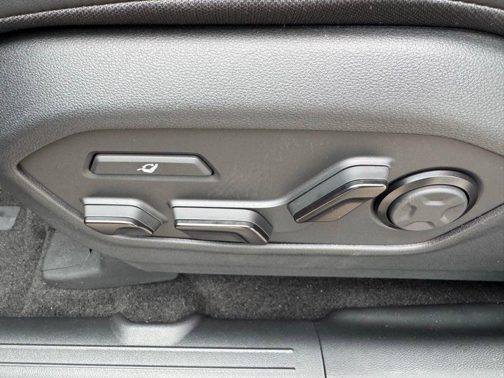New 2026 Hyundai Santa Fe Calligraphy AWD/4WD image 19