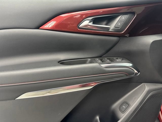 Used 2024 Chevrolet Traverse Z71 w/ LPO, Floor Liner Package AWD/4WD image 9