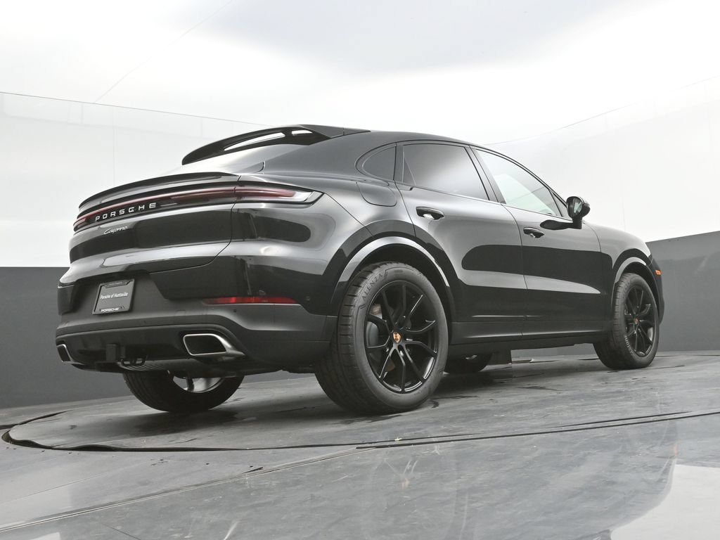Certified 2026 Porsche Cayenne Coupe AWD/4WD image 35
