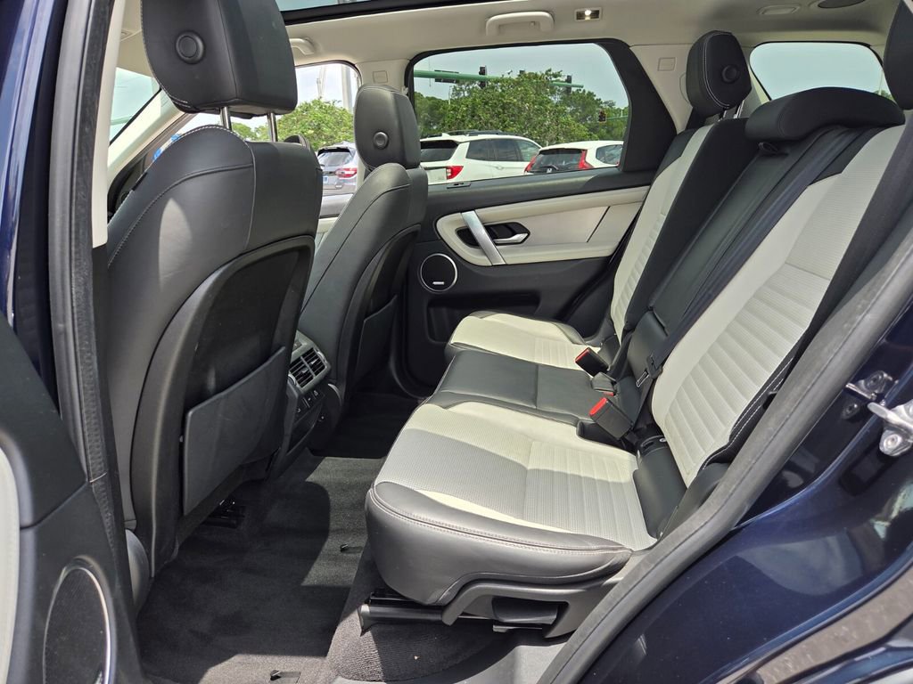 Used 2021 Land Rover Discovery Sport SE R-Dynamic AWD/4WD image 11