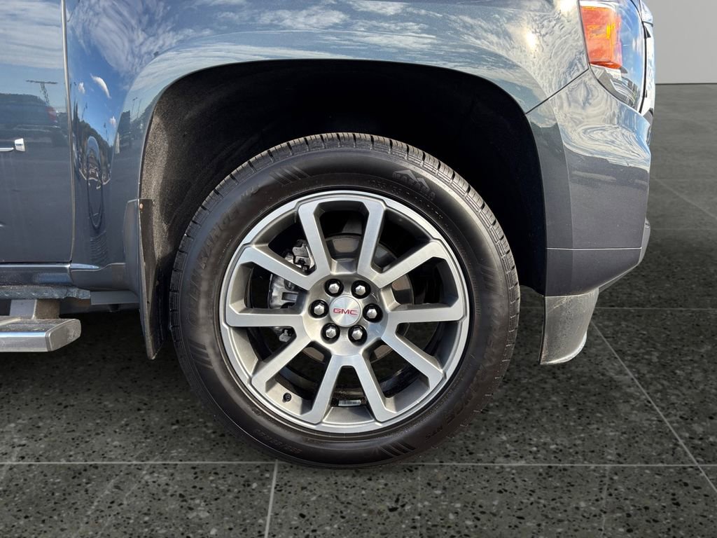 Used 2021 GMC Canyon Denali AWD/4WD image 9