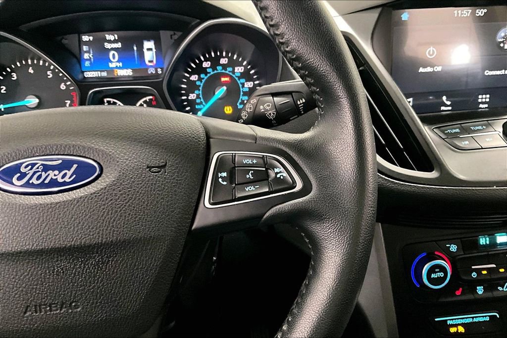 Used 2019 Ford Escape SEL w/ Ford Safe & Smart Package AWD/4WD image 12