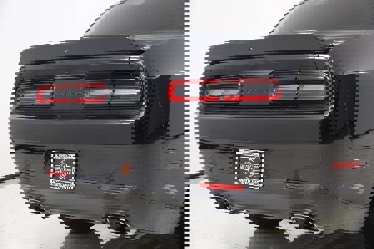 Used 2022 Dodge Challenger R/T w/ Blacktop Package image 48