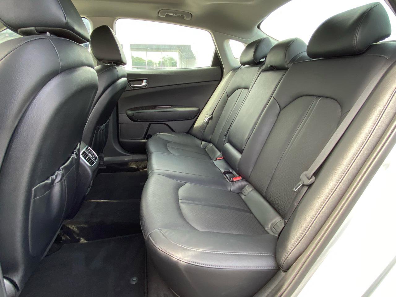 Used 2018 Kia Optima EX w/ Premium Package FWD image 24