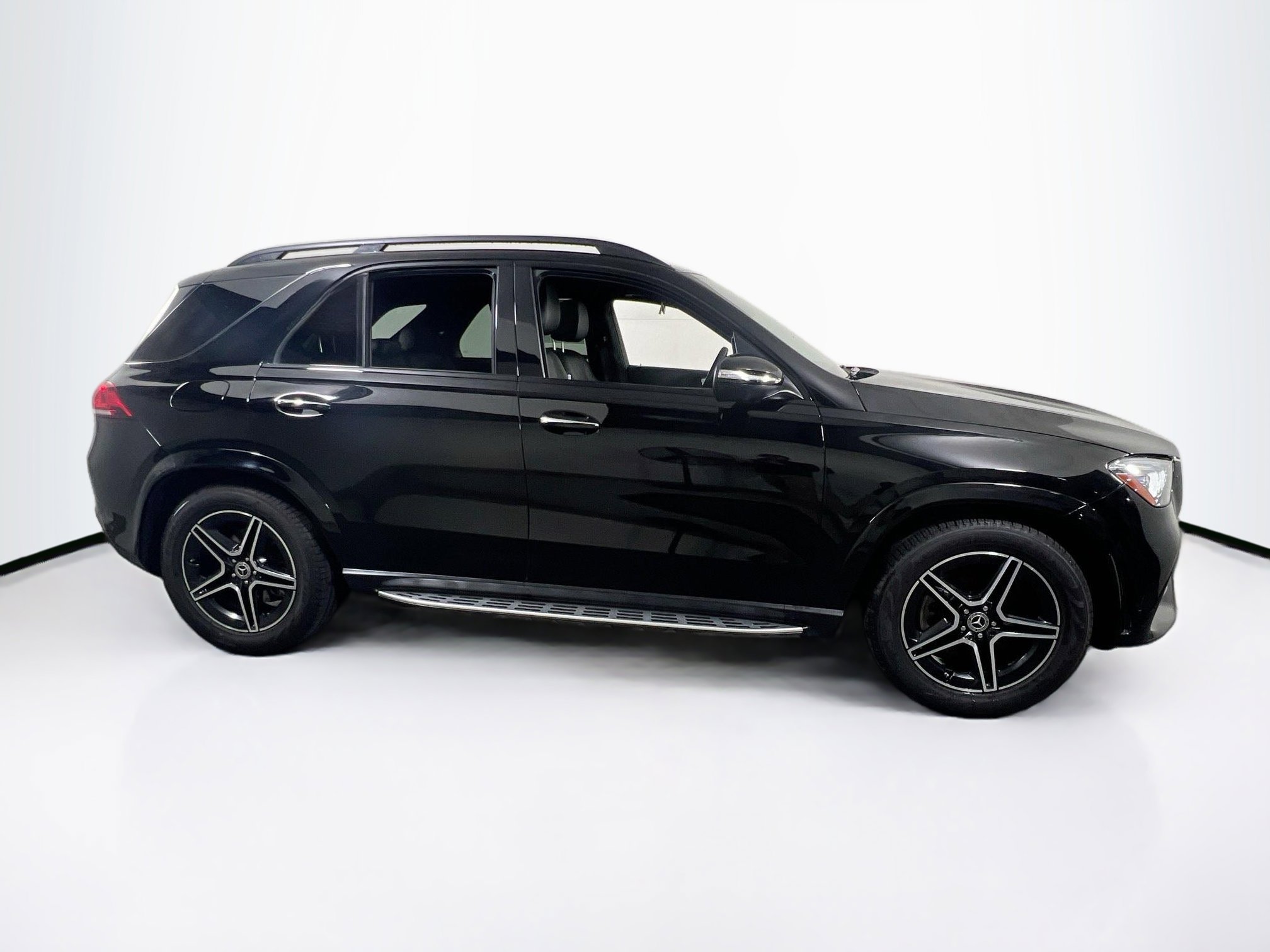 Used 2022 Mercedes-Benz GLE 450 4MATIC image 4