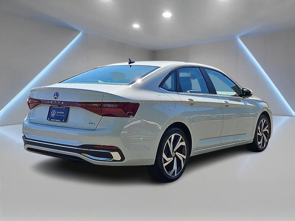Certified 2026 Volkswagen Jetta SEL FWD image 4