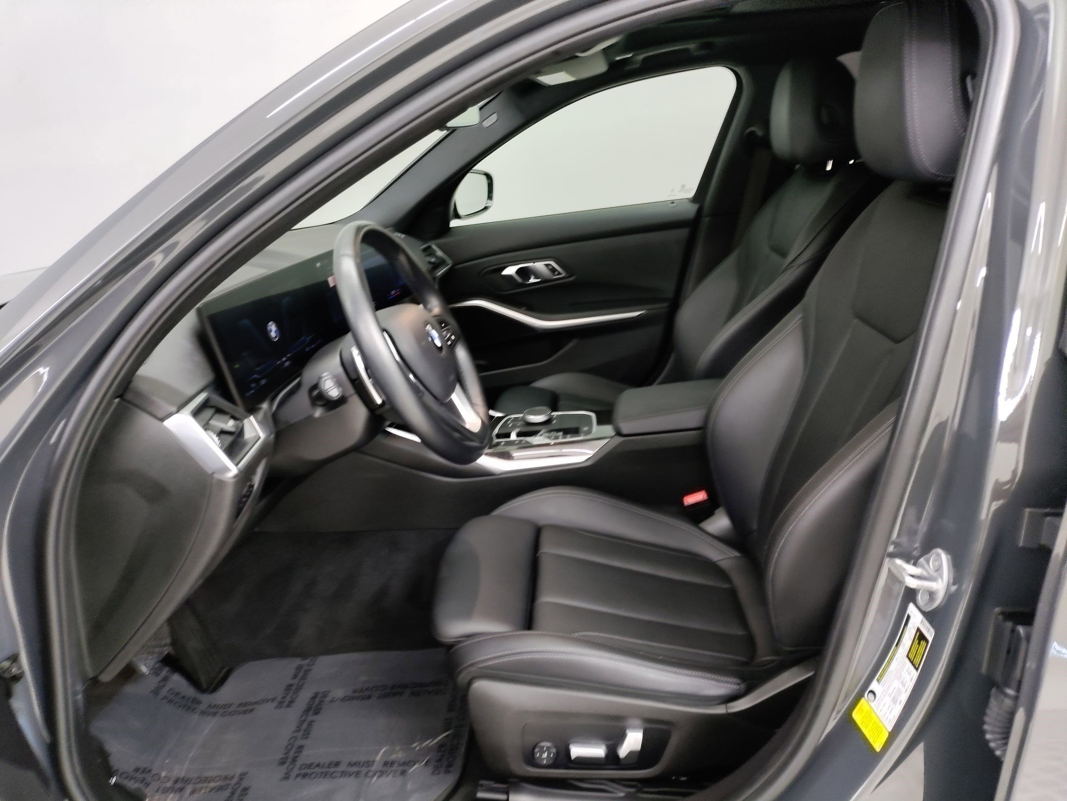 Certified 2023 BMW 330i Sedan w/ Convenience Package image 12