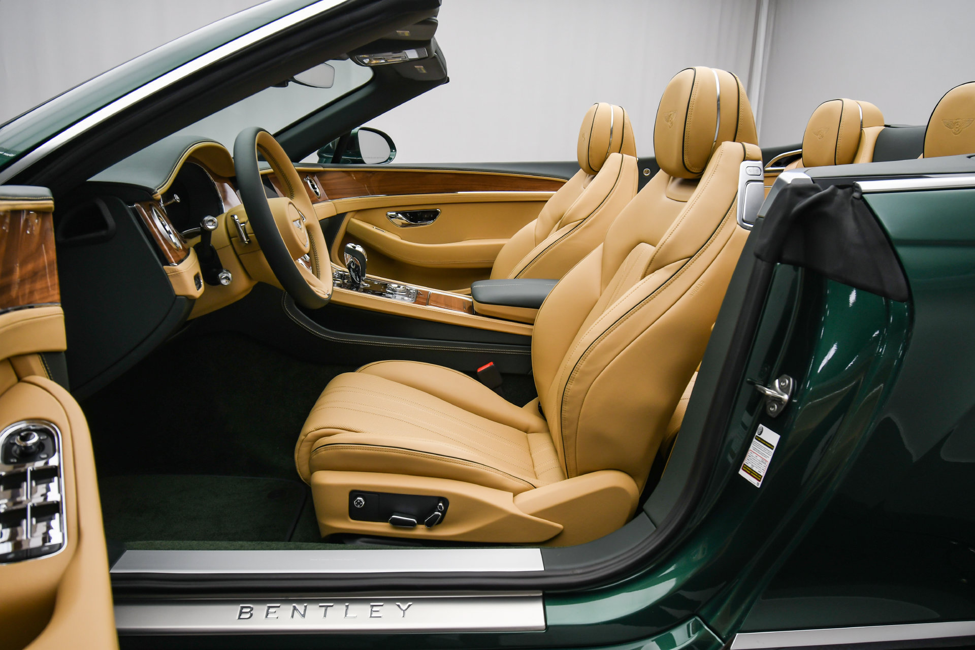New 2026 Bentley Continental GT AWD/4WD image 19