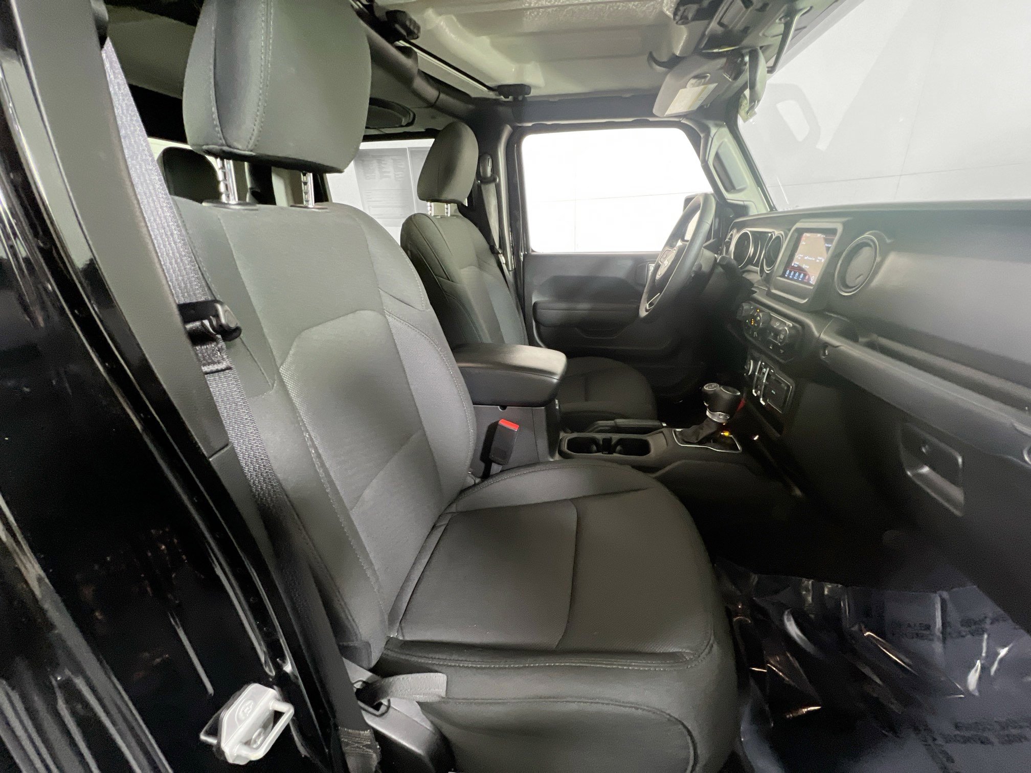 Used 2022 Jeep Gladiator Willys image 26