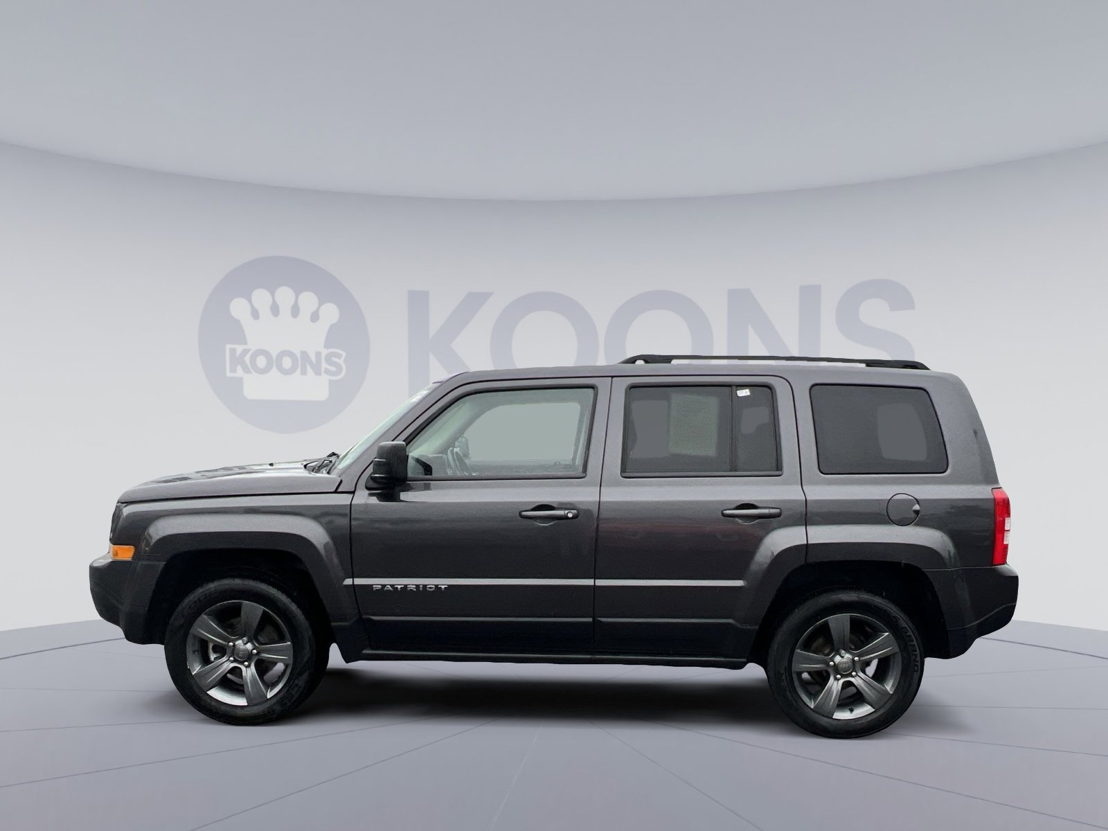 Used 2015 Jeep Patriot High Altitude AWD/4WD image 7