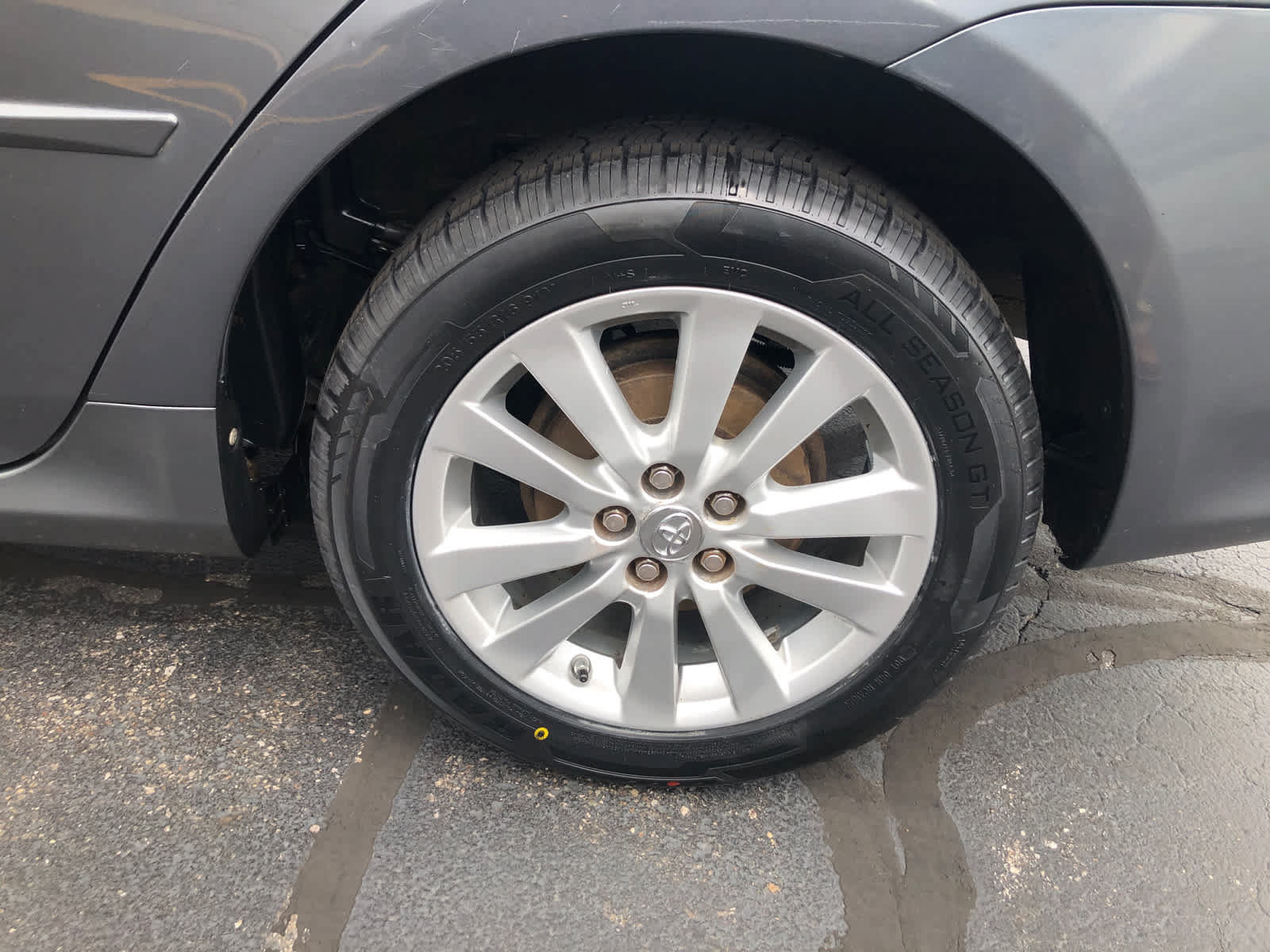 Used 2010 Toyota Corolla LE FWD image 17