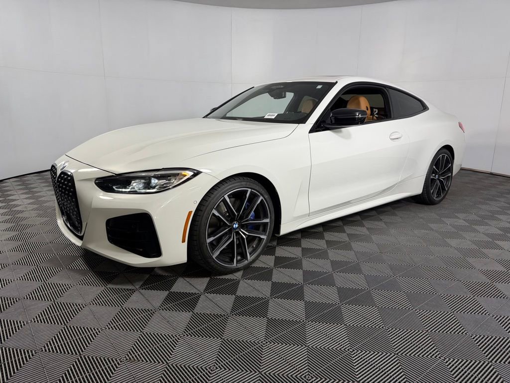 Used 2023 BMW M440i M440i w/ Premium Package image 3