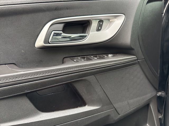Used 2016 Chevrolet Equinox LTZ w/ Enhanced Convenience Package image 12