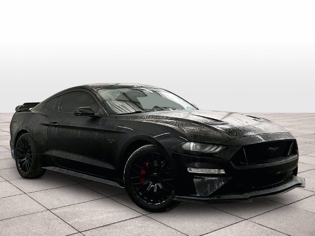 Used 2019 Ford Mustang GT RWD image 2
