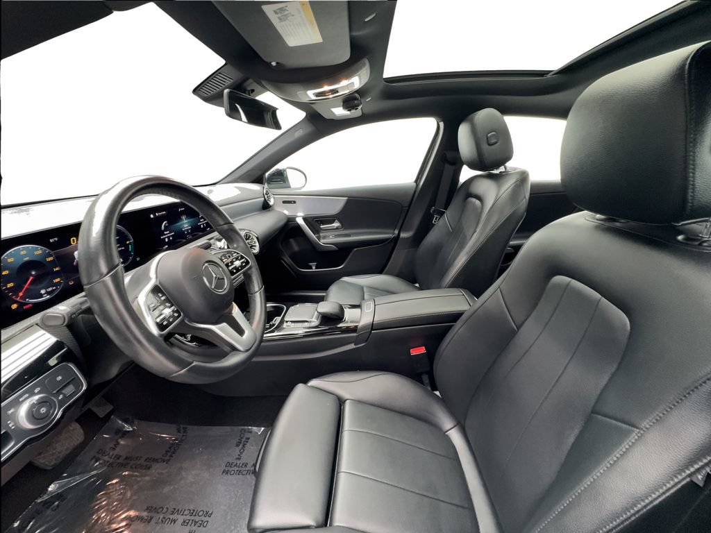 Used 2022 Mercedes-Benz A 220 image 18