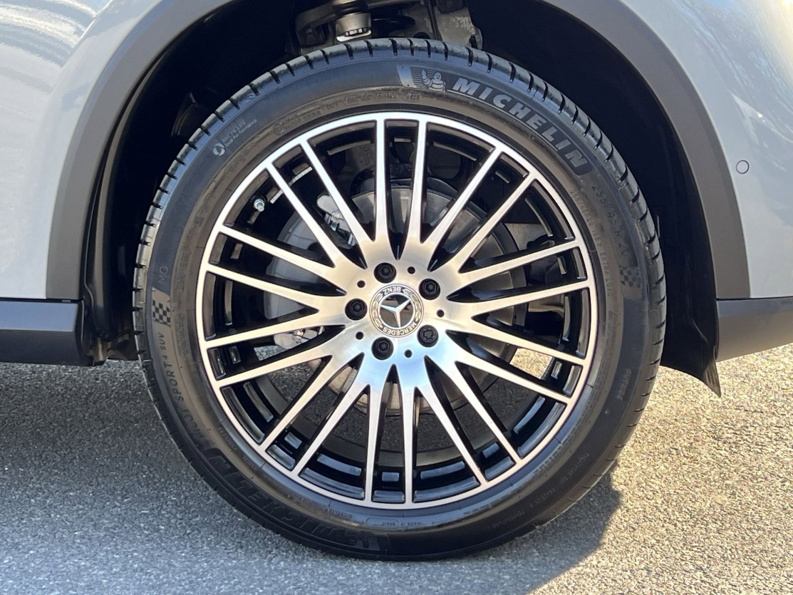 Used 2026 Mercedes-Benz GLC 300 4MATIC image 10