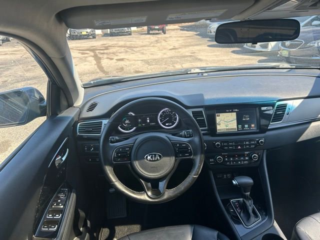 Used 2017 Kia Niro Touring image 18
