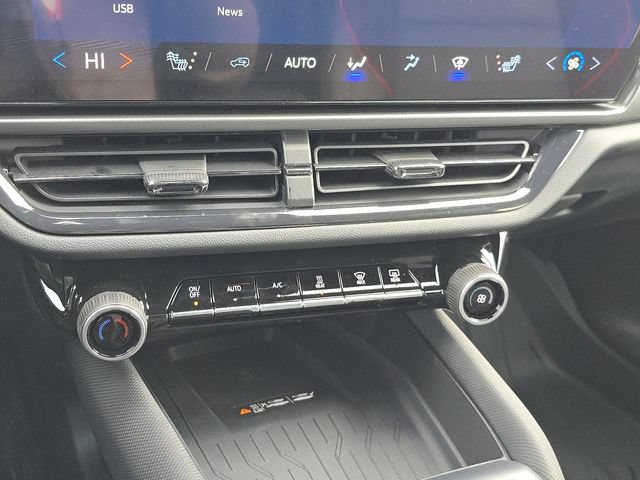 New 2026 Chevrolet Equinox EV RS FWD image 30