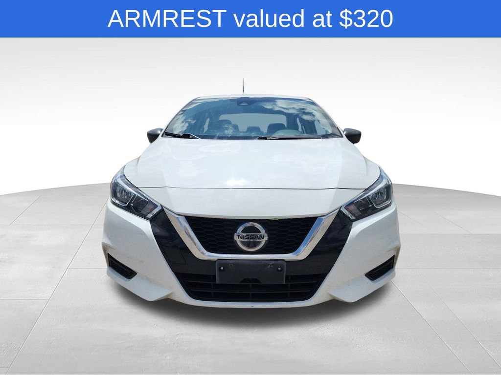 Used 2022 Nissan Versa S FWD image 2