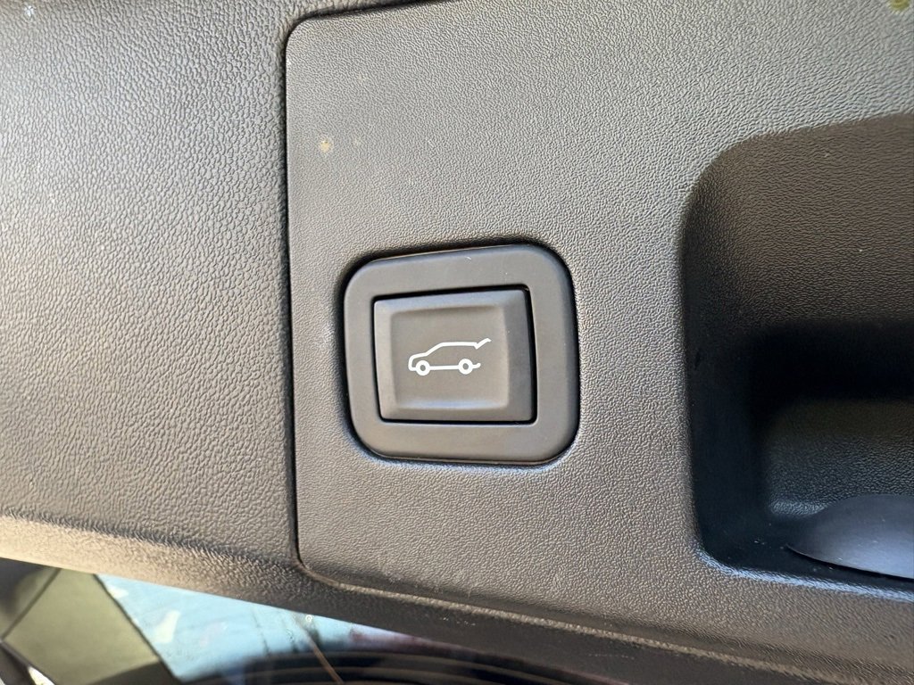 Used 2025 Cadillac XT5 Premium Luxury image 27