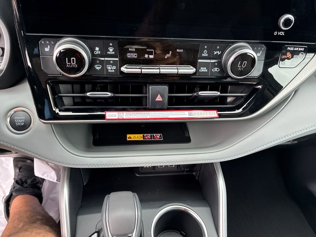 New 2026 Toyota Highlander XLE image 22