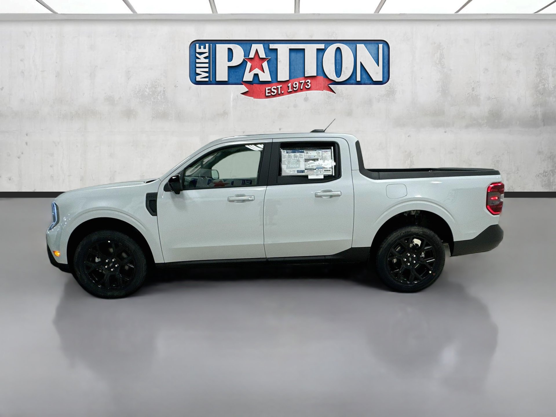 New 2026 Ford Maverick Lariat w/ Black Appearance Package AWD/4WD image 4