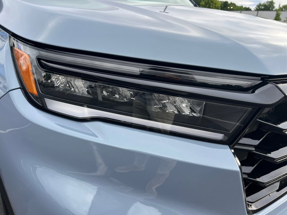 Certified 2025 Honda Pilot Black Edition image 24