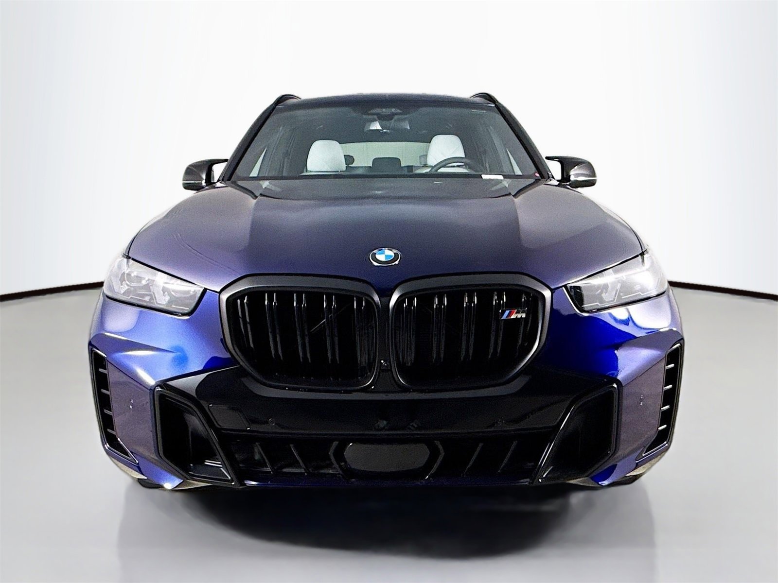 New 2026 BMW X5 M60i image 2