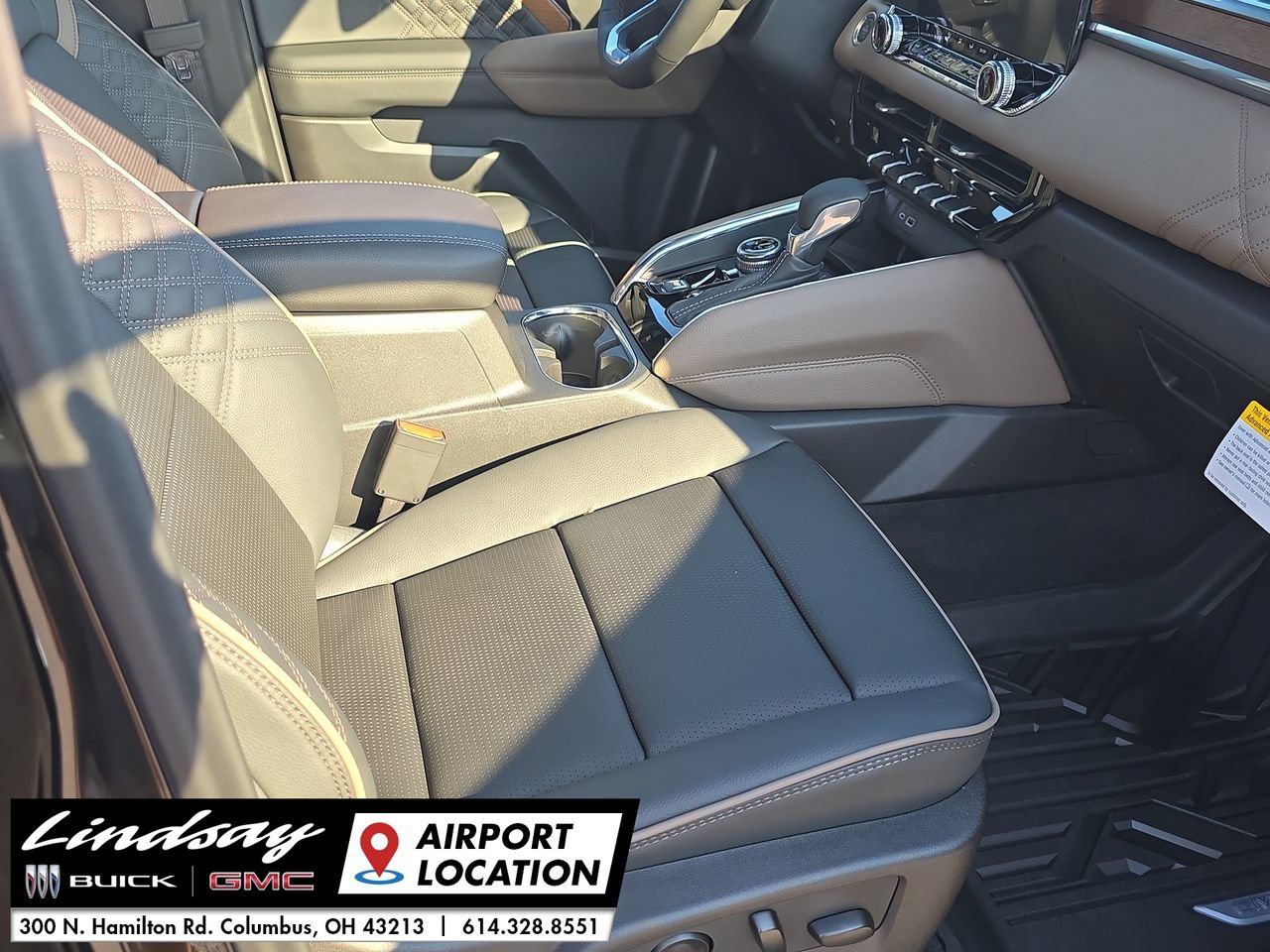 New 2026 GMC Canyon Denali AWD/4WD image 29