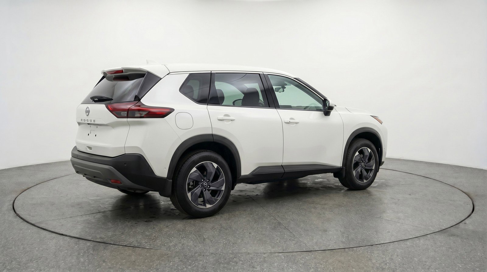 Used 2025 Nissan Rogue SV image 9