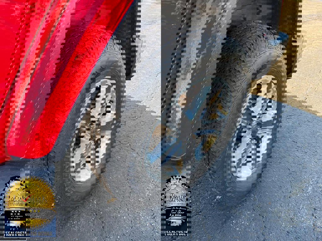 Used 2019 Jeep Wrangler Unlimited Sahara image 19