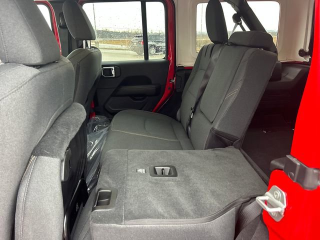 Used 2025 Jeep Wrangler Sahara 4xe image 43