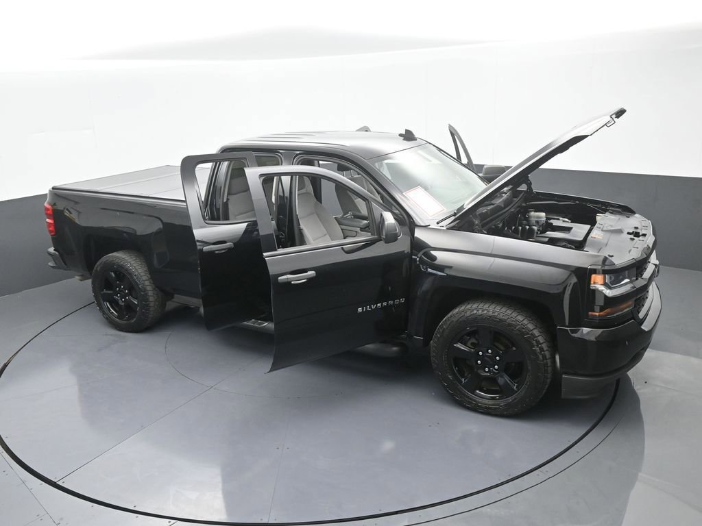 Used 2018 Chevrolet Silverado 1500 Custom w/ Custom Value Package image 56