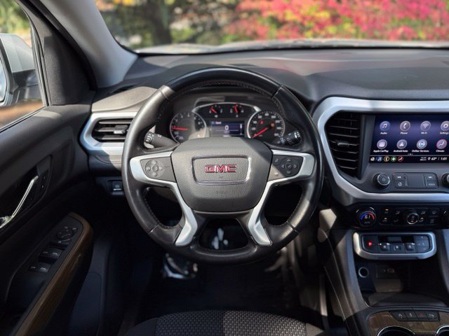 Used 2020 GMC Acadia SLE FWD image 18
