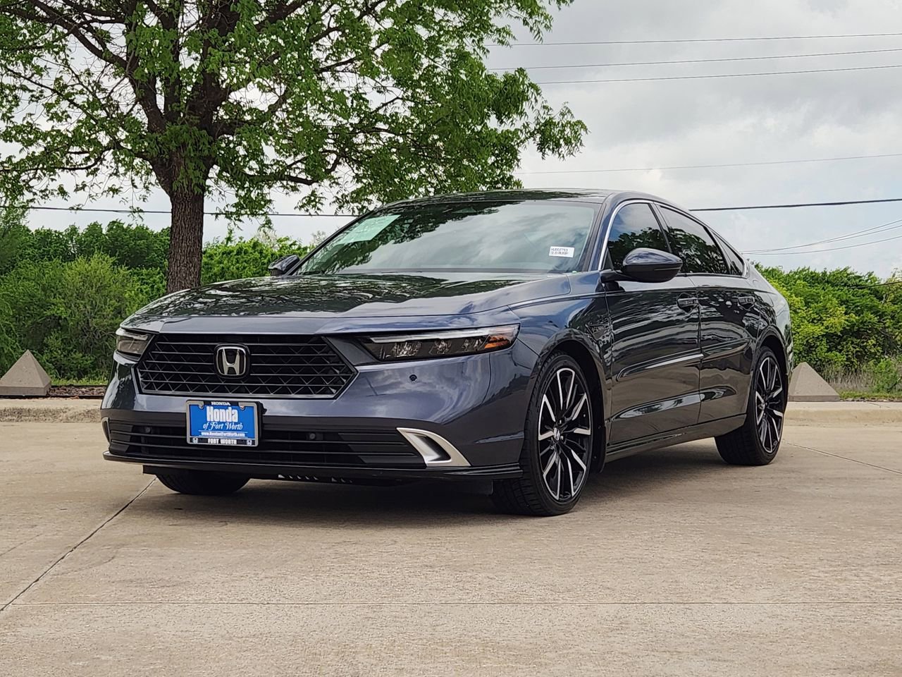 Certified 2023 Honda Accord Touring image 3