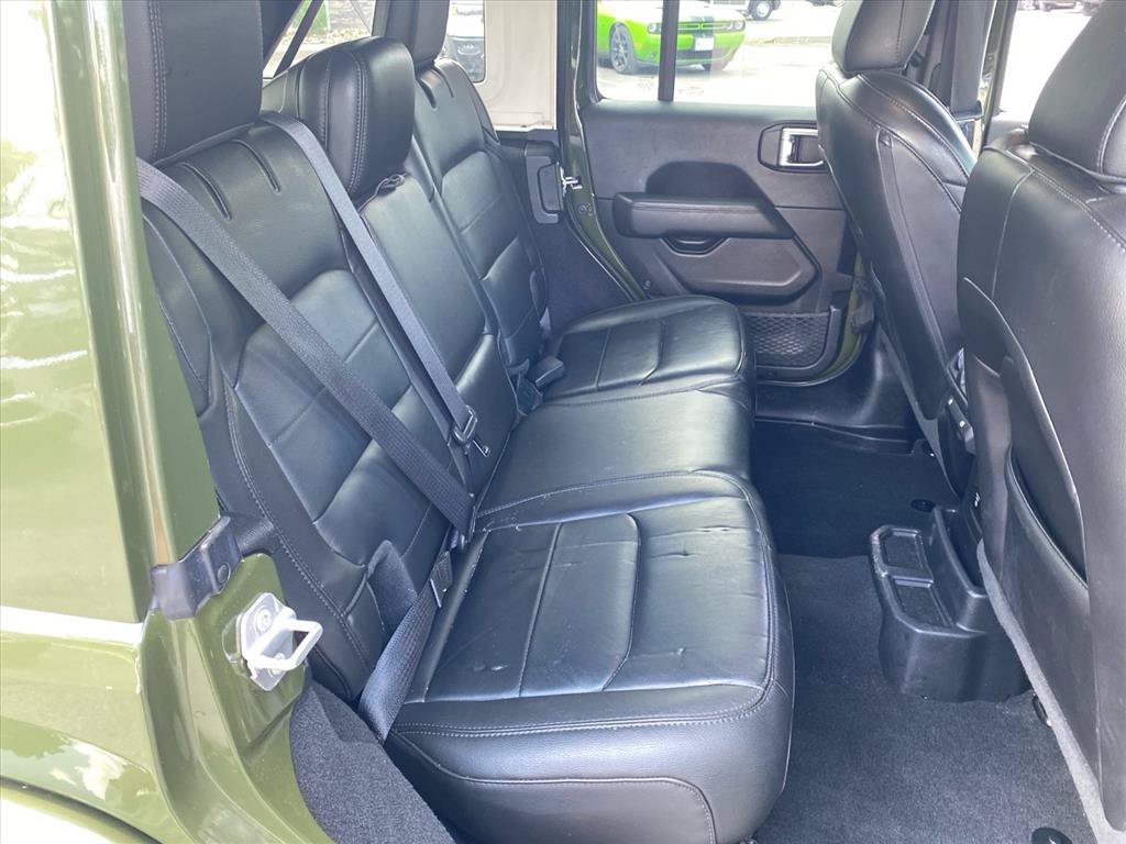 Used 2023 Jeep Wrangler Unlimited Sahara AWD/4WD image 25